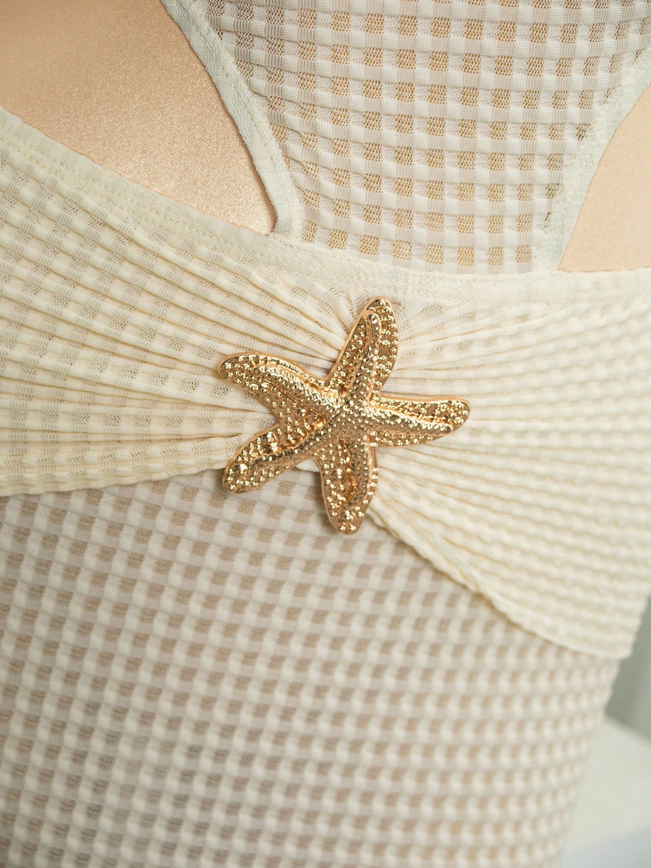 Bonvoyette Women's Summer Pool Party White Beach Cover Up With Gold Starfish Decor, High Quality Fabric, Mature Ladies Swimsuit Dress, Beach Outfit