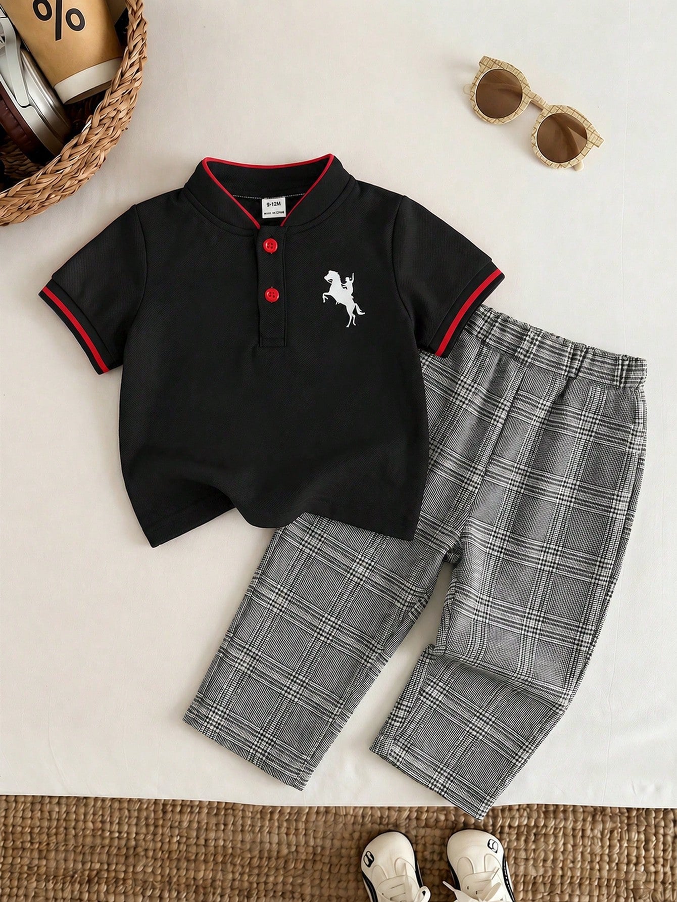 Bubblio 2pcs/Set Baby Boy Cute Urban College Modest Short Sleeve Polo Shirt Elastic Waist Plaid Long Pants Outfit, Suitable For Birthday Party, Performance