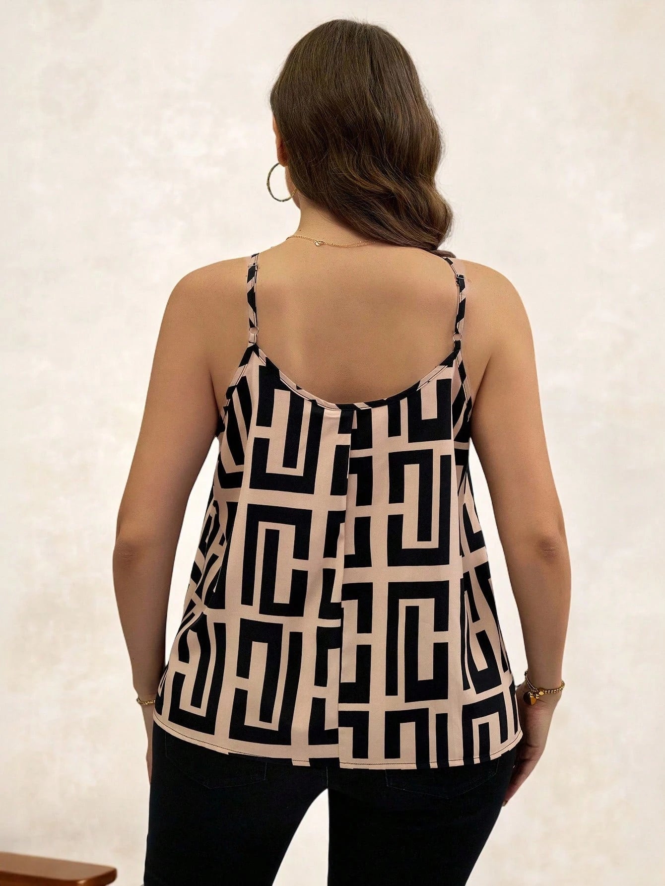 Chikora Plus Size Spaghetti Strap Allover Print Simple Sexy Casual Top Spring/Summer Casual For Women Bussines Black