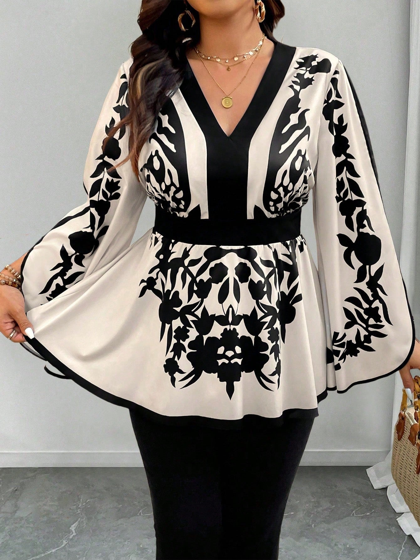 Clasi Plus Size Floral Retro Pattern Waist Cinched A-Line V-Neck Flare Sleeve Casual Commute Elegant Holiday Shirt Fall Cloth For Women