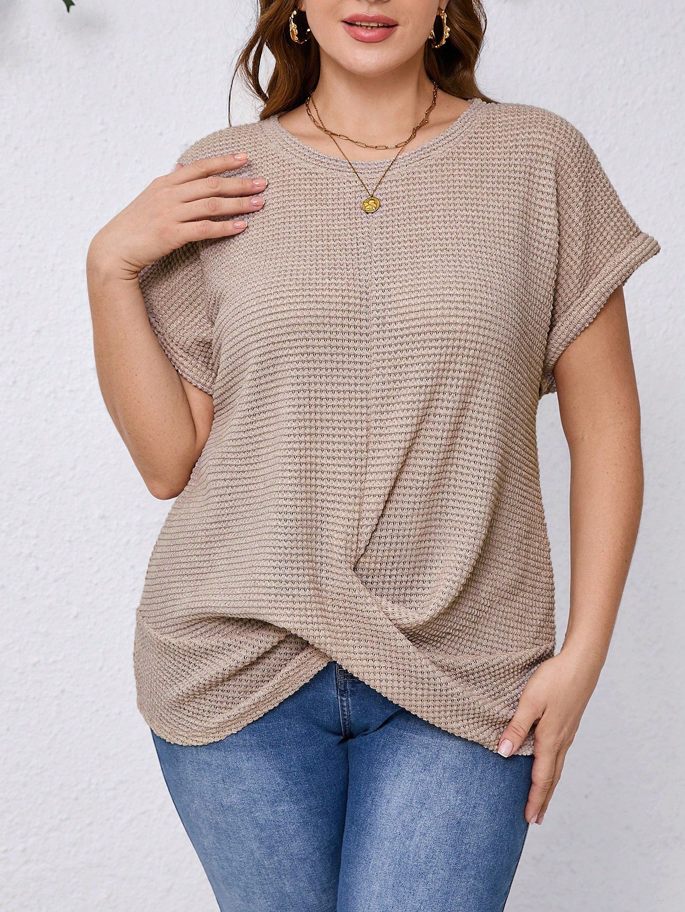 Clasi Women Plus Size Summer Solid Color Crew Neck Batwing Sleeve Knot Hem Waffle Casual Business Casual T-Shirt Vacation Office Brown
