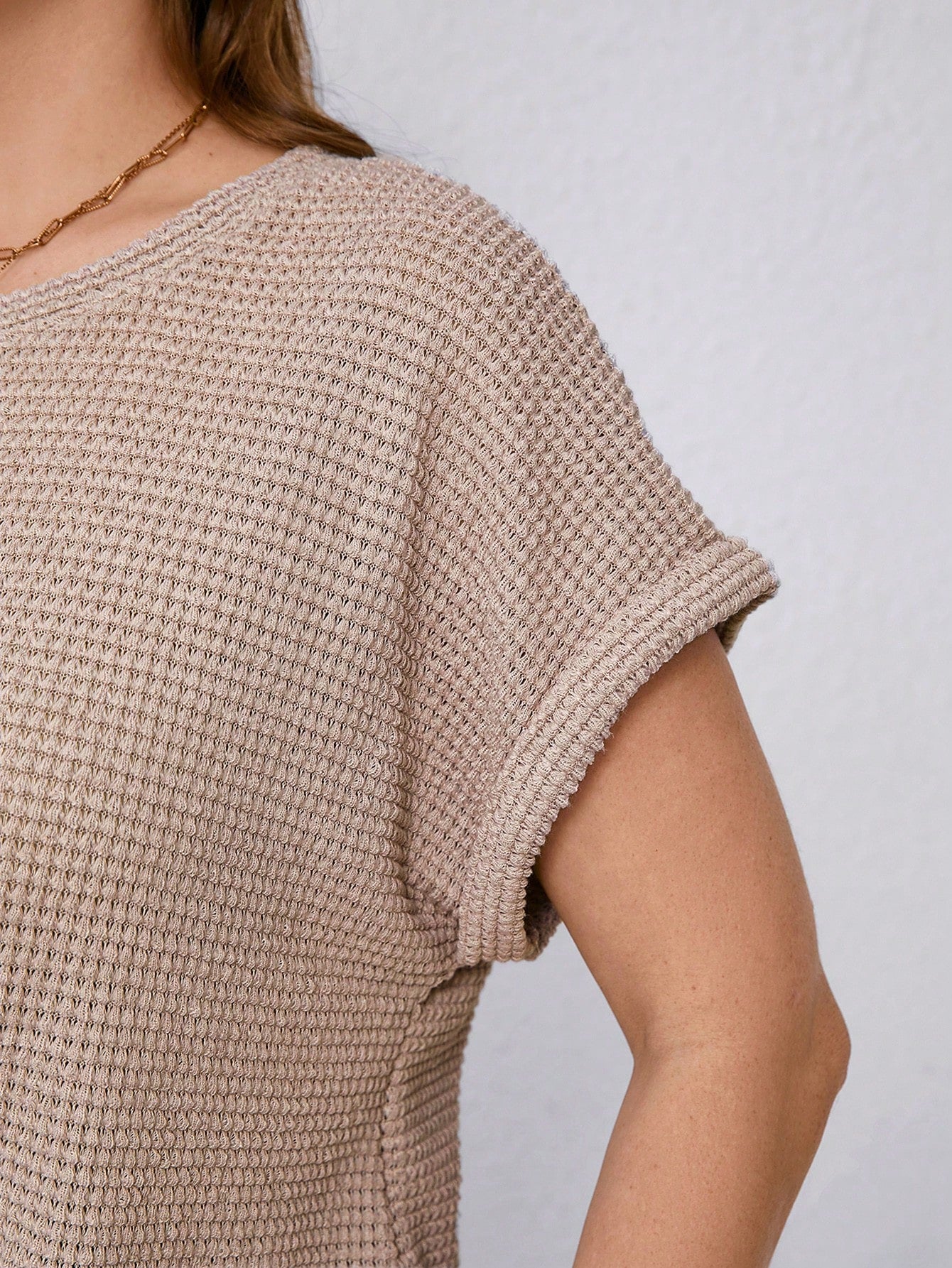 Clasi Women Plus Size Summer Solid Color Crew Neck Batwing Sleeve Knot Hem Waffle Casual Business Casual T-Shirt Vacation Office Brown