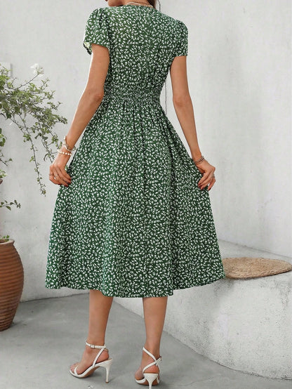 Clasi Women's V-Neck Short Sleeve Ruched A-Line Elegant Everyday Vacation Outing Green Ditsy Floral Midi Dress, Spring/Summer,Summer Dresses For Women