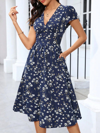 Clasi Women's V-Neck Short Sleeve Ruched A-Line Elegant Everyday Vacation Outing Green Ditsy Floral Midi Dress, Spring/Summer,Summer Dresses For Women