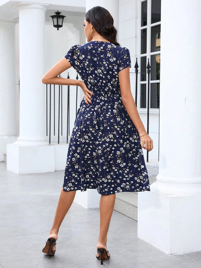Clasi Women's V-Neck Short Sleeve Ruched A-Line Elegant Everyday Vacation Outing Green Ditsy Floral Midi Dress, Spring/Summer,Summer Dresses For Women