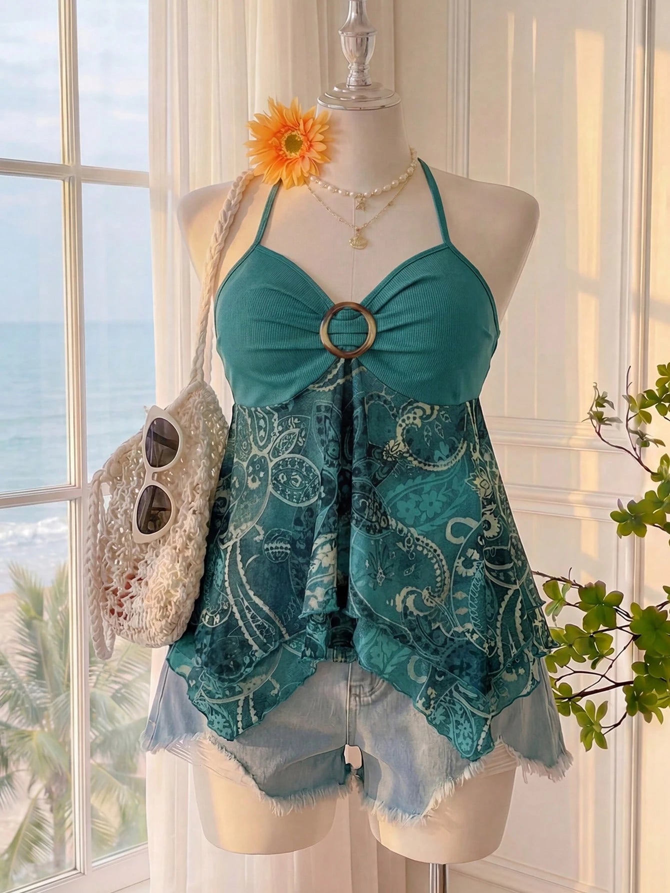 Comfortcana Plus Size Green Bohemian Print Camisole Top, Women's Boho Summer Vacation Holiday Beach Party, Vintage Ruffle Hem A-Line Spaghetti Tie Strap Tops