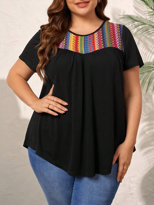Comfylo Plus Geo Pattern Tee, Summer