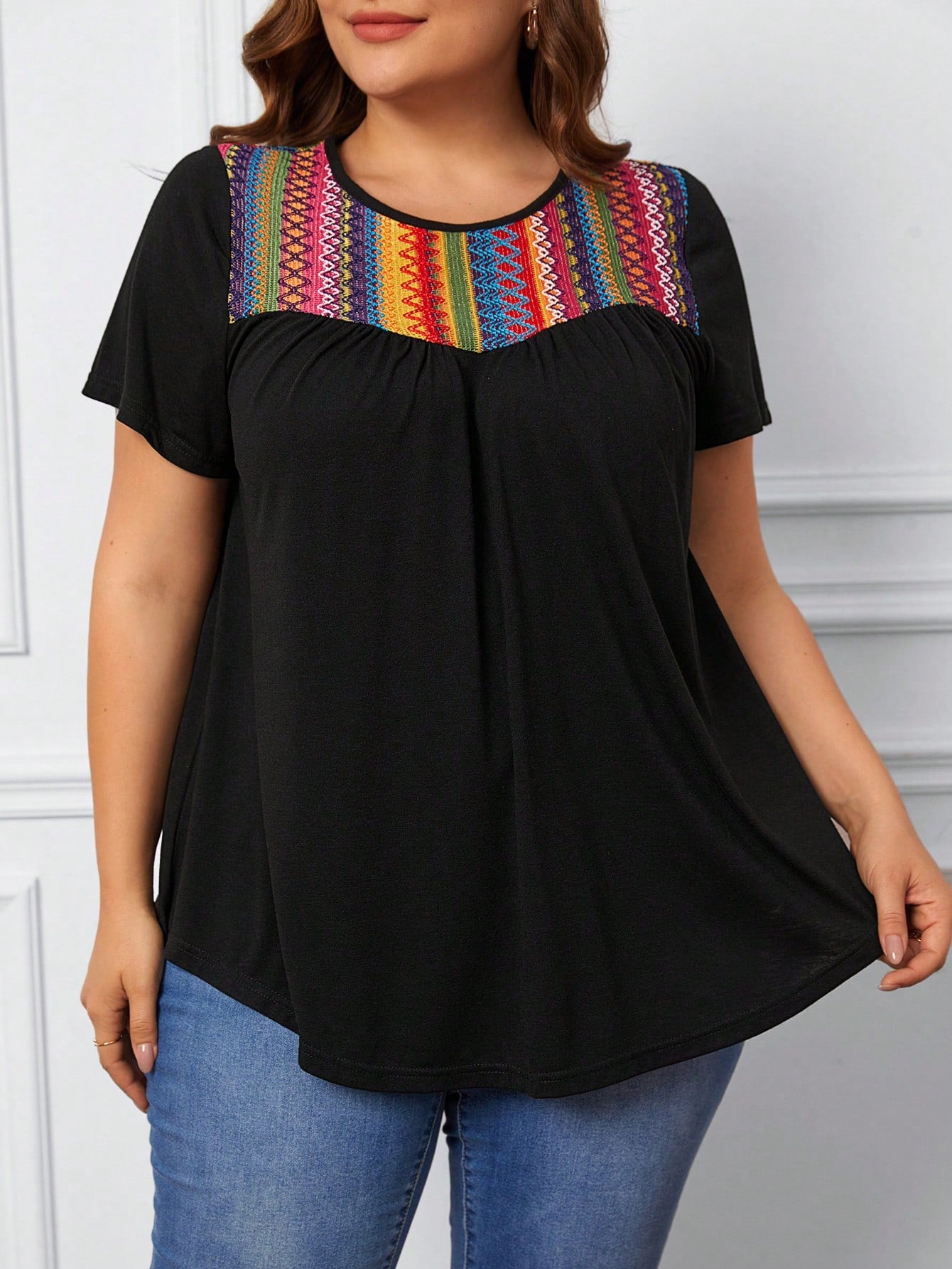 Comfylo Plus Geo Pattern Tee, Summer
