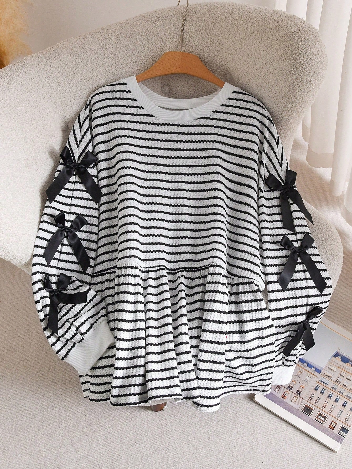 CosyJoli Plus Size Casual Round Neck A-Line Doll Dress Bow Contrast Stripe T-Shirt Striped Long Sleeve Striped Sweater Stripe Top Bow Sweater