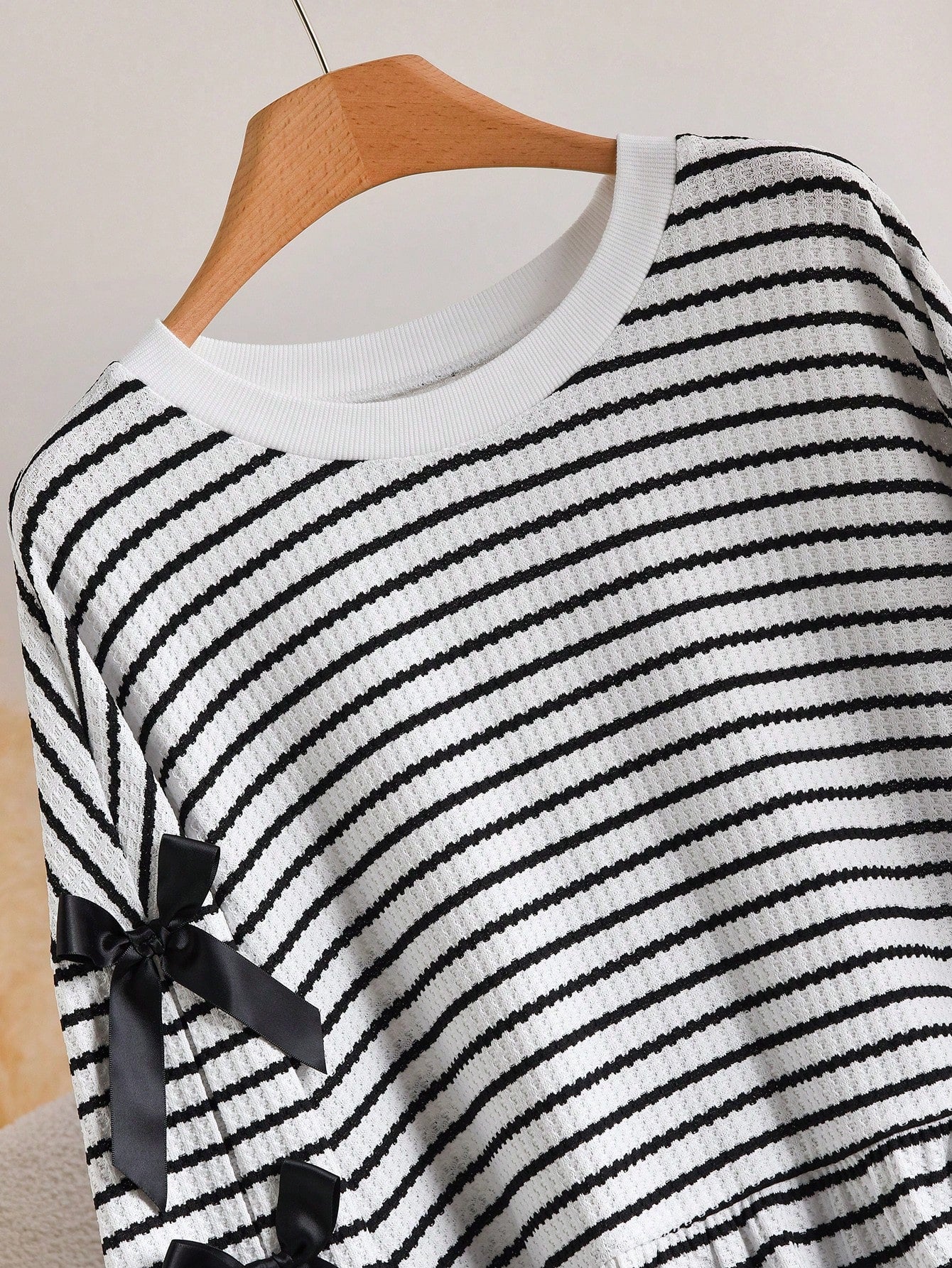 CosyJoli Plus Size Casual Round Neck A-Line Doll Dress Bow Contrast Stripe T-Shirt Striped Long Sleeve Striped Sweater Stripe Top Bow Sweater