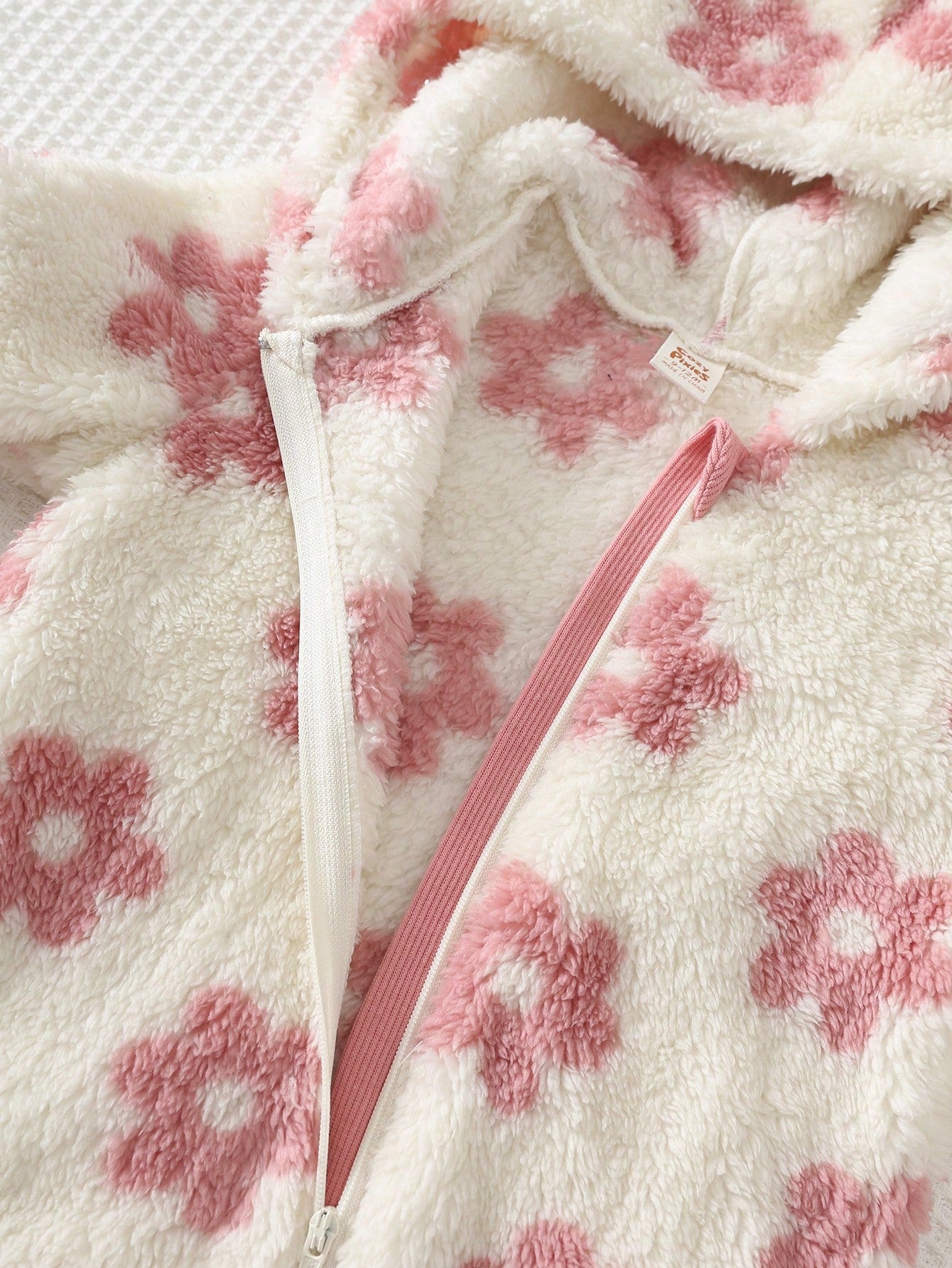 Cozy Pixies Baby Girl Floral Pattern Thermal Lined Thick Hooded Long Sleeve Winter Jumpsuit, Versatile And Comfortable