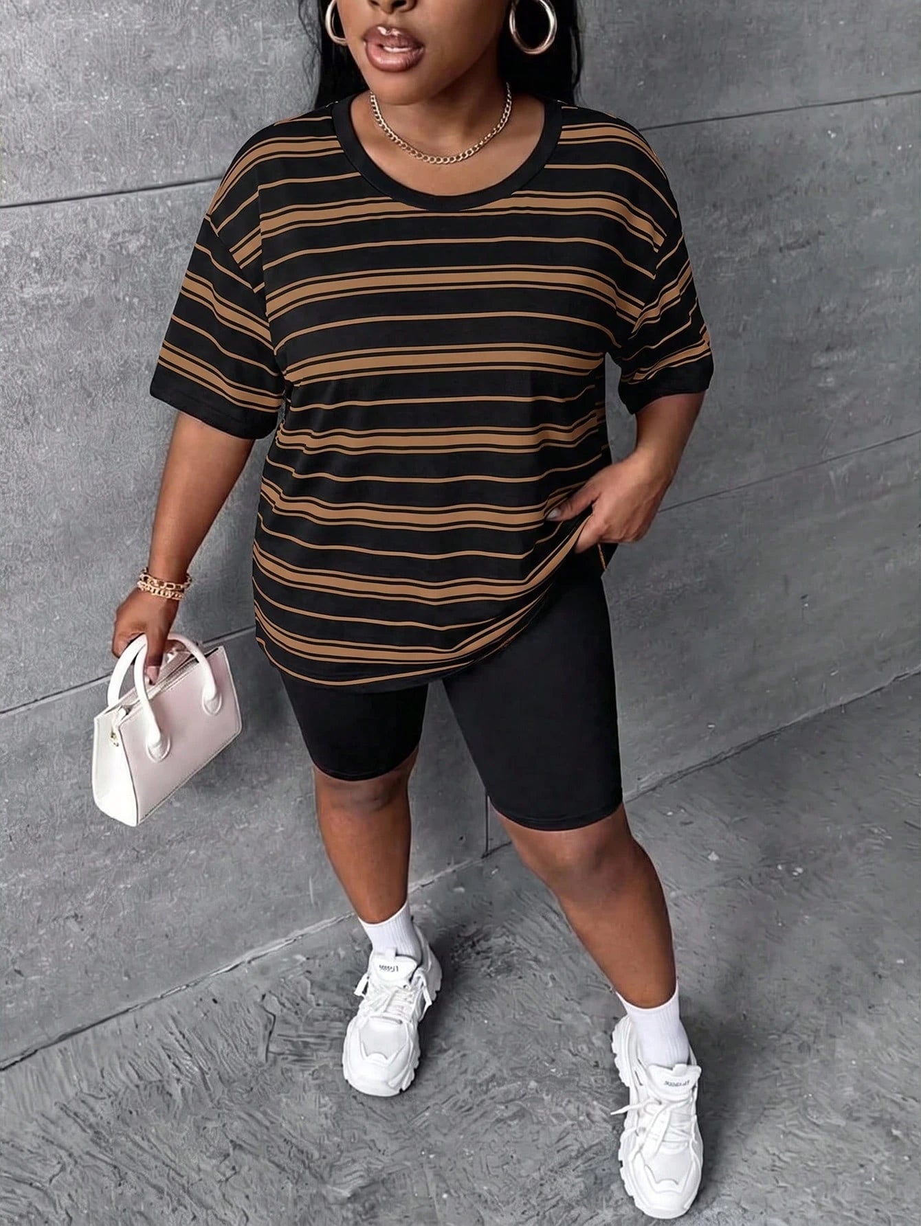 CURVE+ Plus Size Women's Striped Print Crew Neck Drop Shoulder Short Sleeve Casual T-Shirt Formal Vacation Black And White Summer