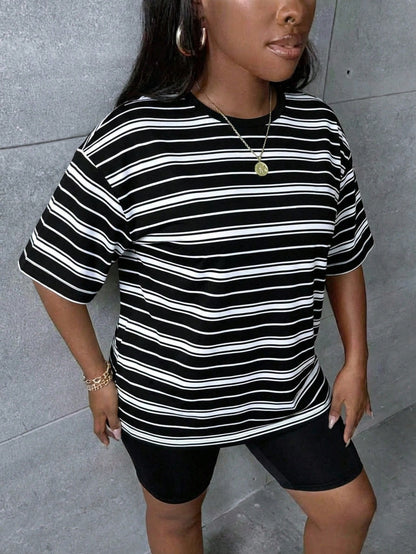 CURVE+ Plus Size Women's Striped Print Crew Neck Drop Shoulder Short Sleeve Casual T-Shirt Formal Vacation Black And White Summer