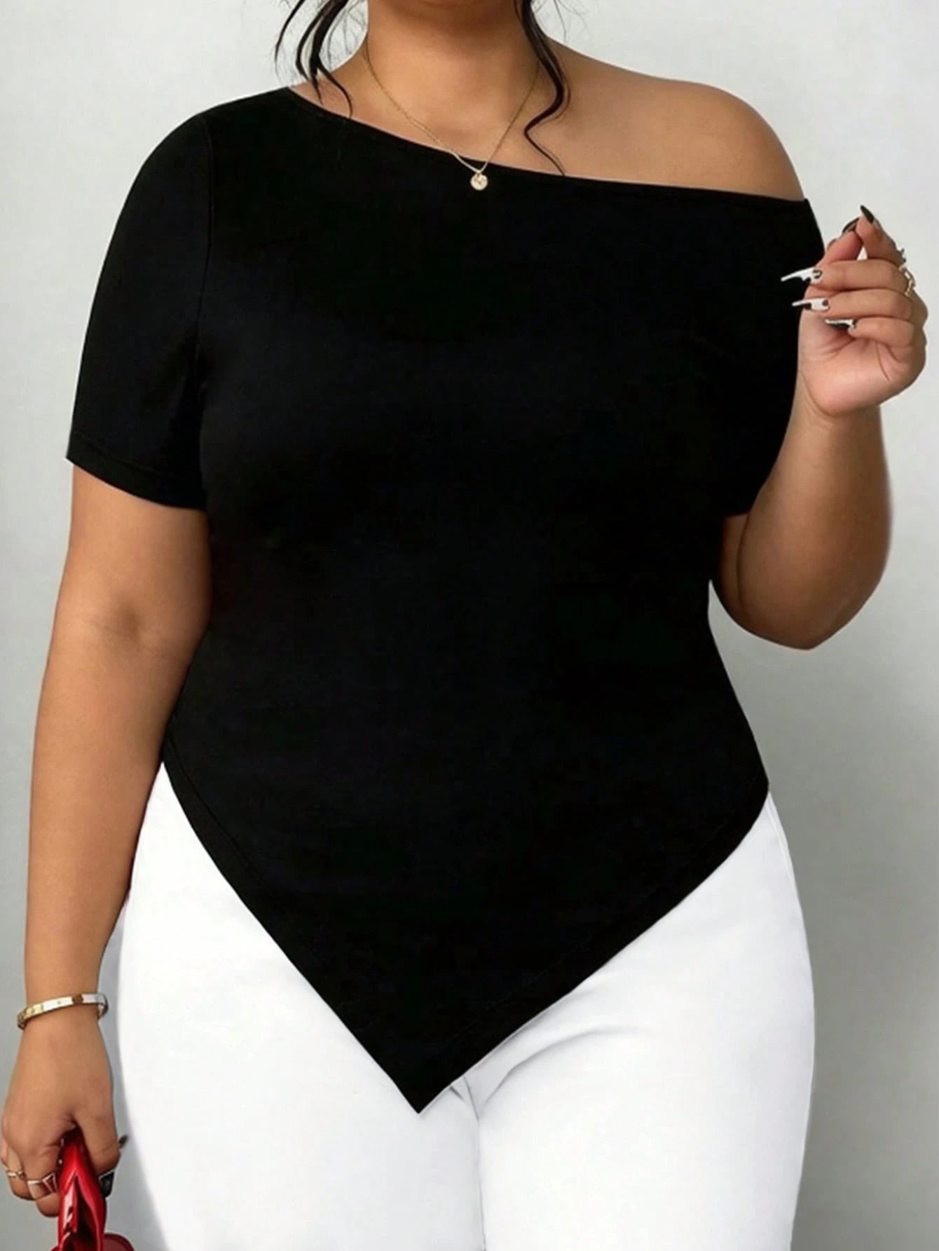 CURVE+ Plus Size Women Solid Color Asymmetrical Shoulder Slim Fit Versatile Casual T-Shirt