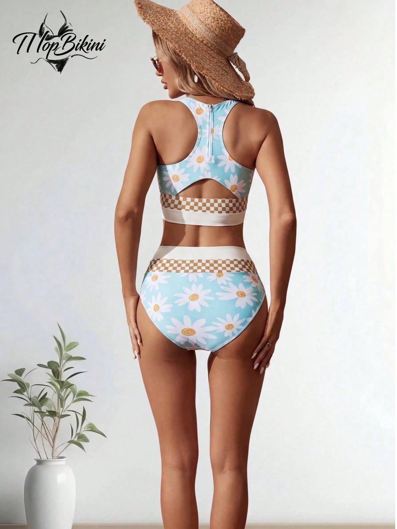 Cute Daisy Print Women's Bikini Set, High Waisted Swim Bottom And Scoop Neck Crop Top With Checkerboard Trim, Boho Swimwear