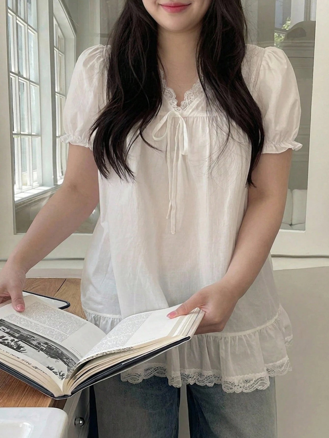 Dazy Plus White V-Neck Lace Trim Loose Blouse Petal Sleeve Elegant Slimming Casual Shirt Top Spring Autumn