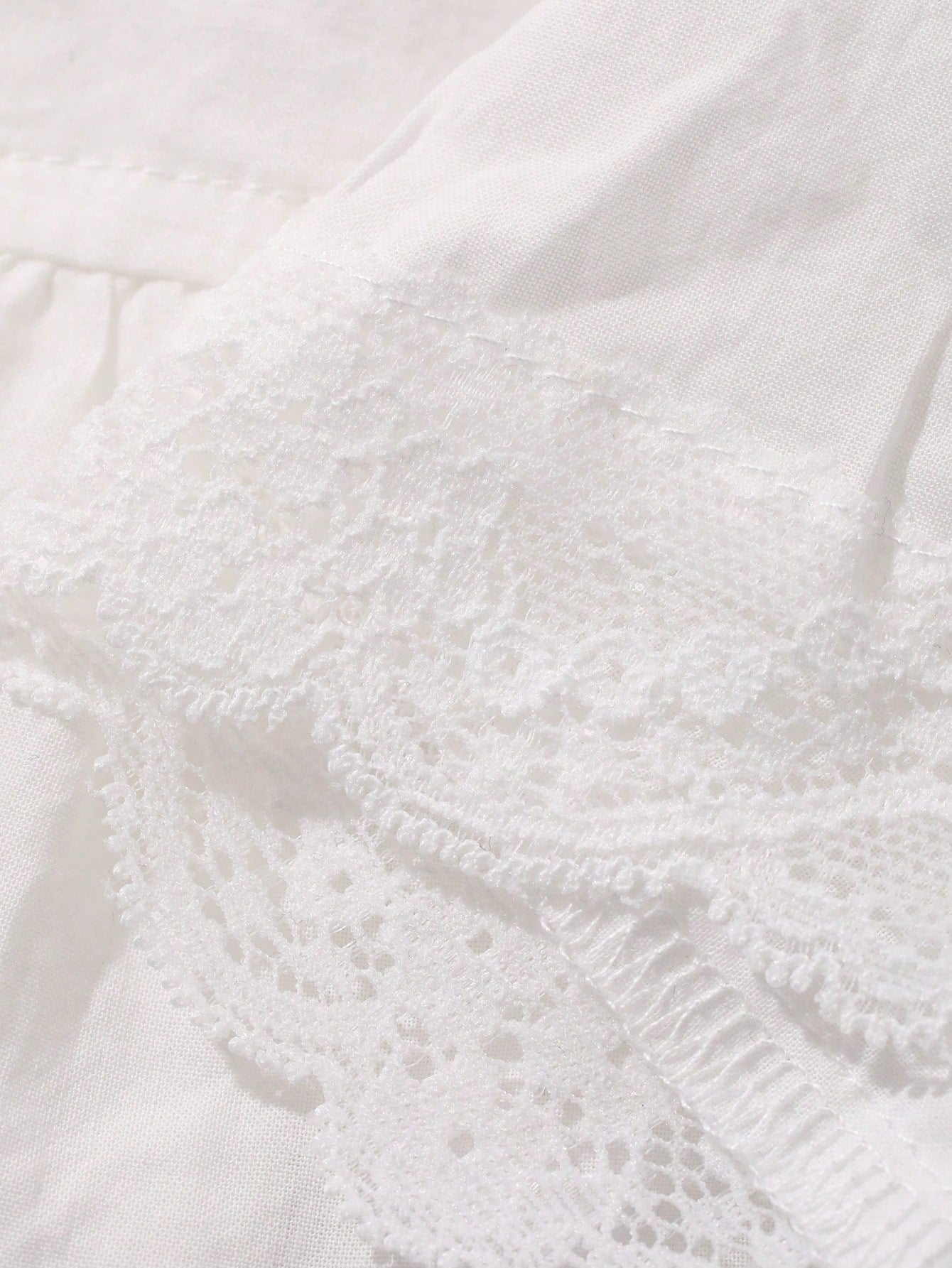 Dazy Plus White V-Neck Lace Trim Loose Blouse Petal Sleeve Elegant Slimming Casual Shirt Top Spring Autumn