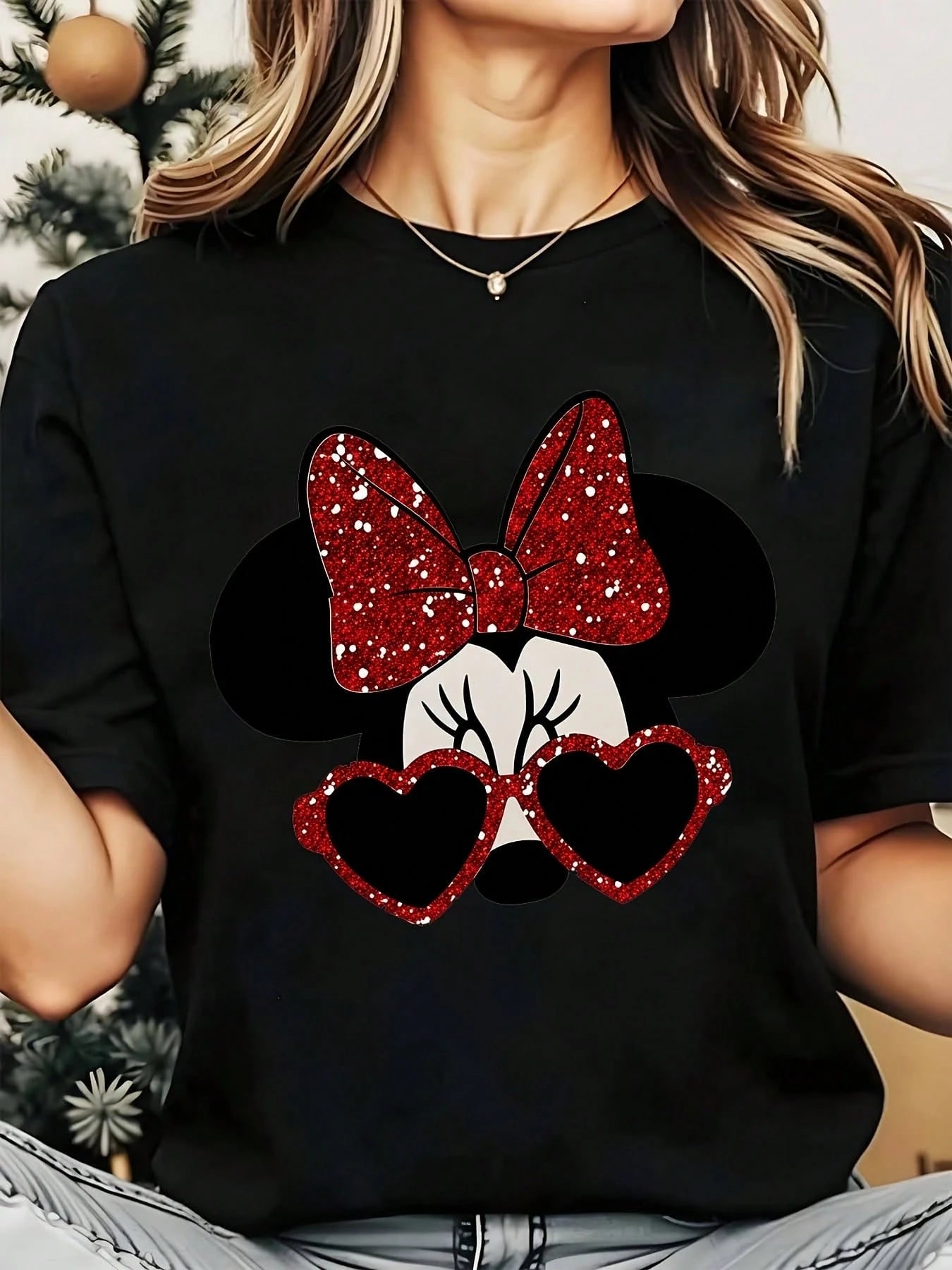 Disney Minnie Mouse Red Glitter Bow And Heart Sunglasses Women's Round Neck Shirt Summer Tops Comfortable O-Neck T Shirt Fashion Casual Women Clothes