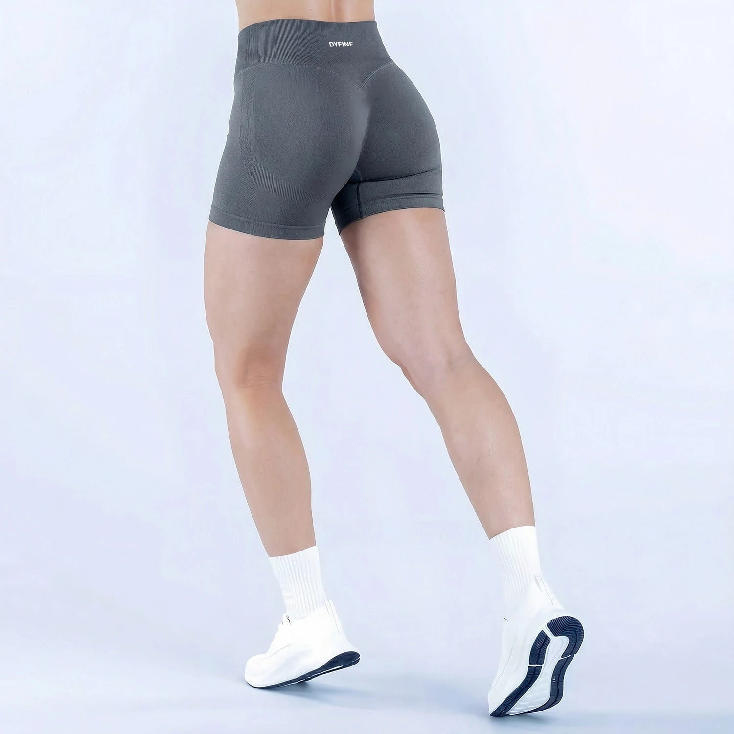 DYFINE Women's Seamless Elastic Butt Lifting Shaping Yoga Fitness Gym Running Sports Shorts