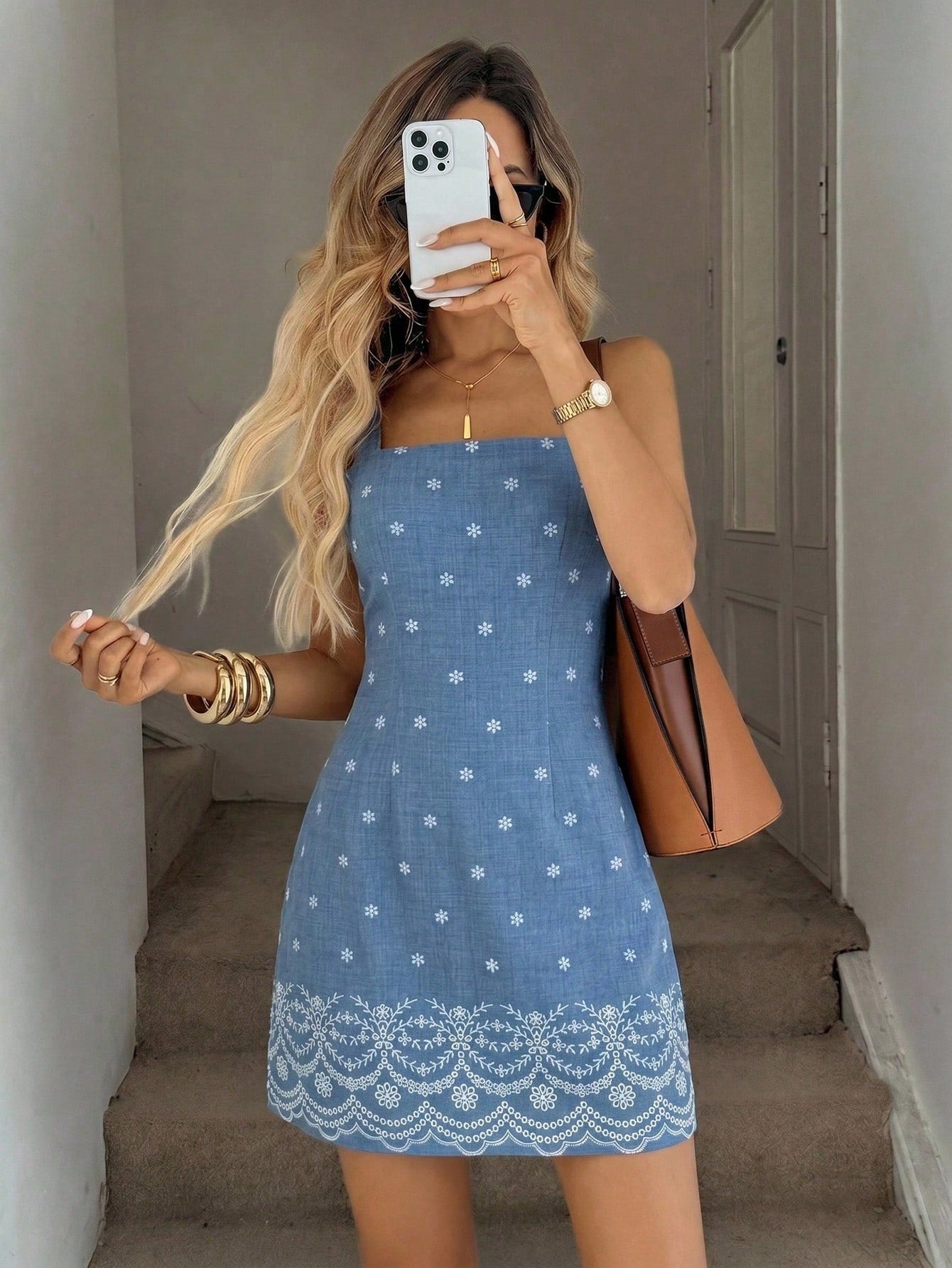 Easowa Women's Summer Ditsy Floral Sleeveless Mini Dress Brunch Picnic Vacation Blue And White Flower Cute Tropical