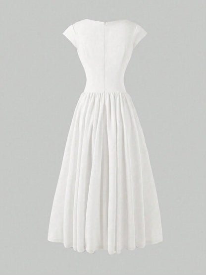 Elegant Minimalist Fashion Casual Retro Flared Short Sleeve Solid Color Pleated Zipper Women's Long Dress White Summer