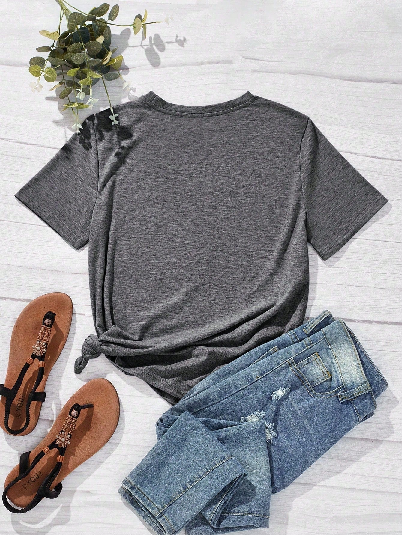 EMERY ROSE Casual Minimalist Lotus Print Round Neck Short Sleeve Form-Fitting Plus Size T-Shirt For Women, Suitable For Summer Suitable For Going Out
