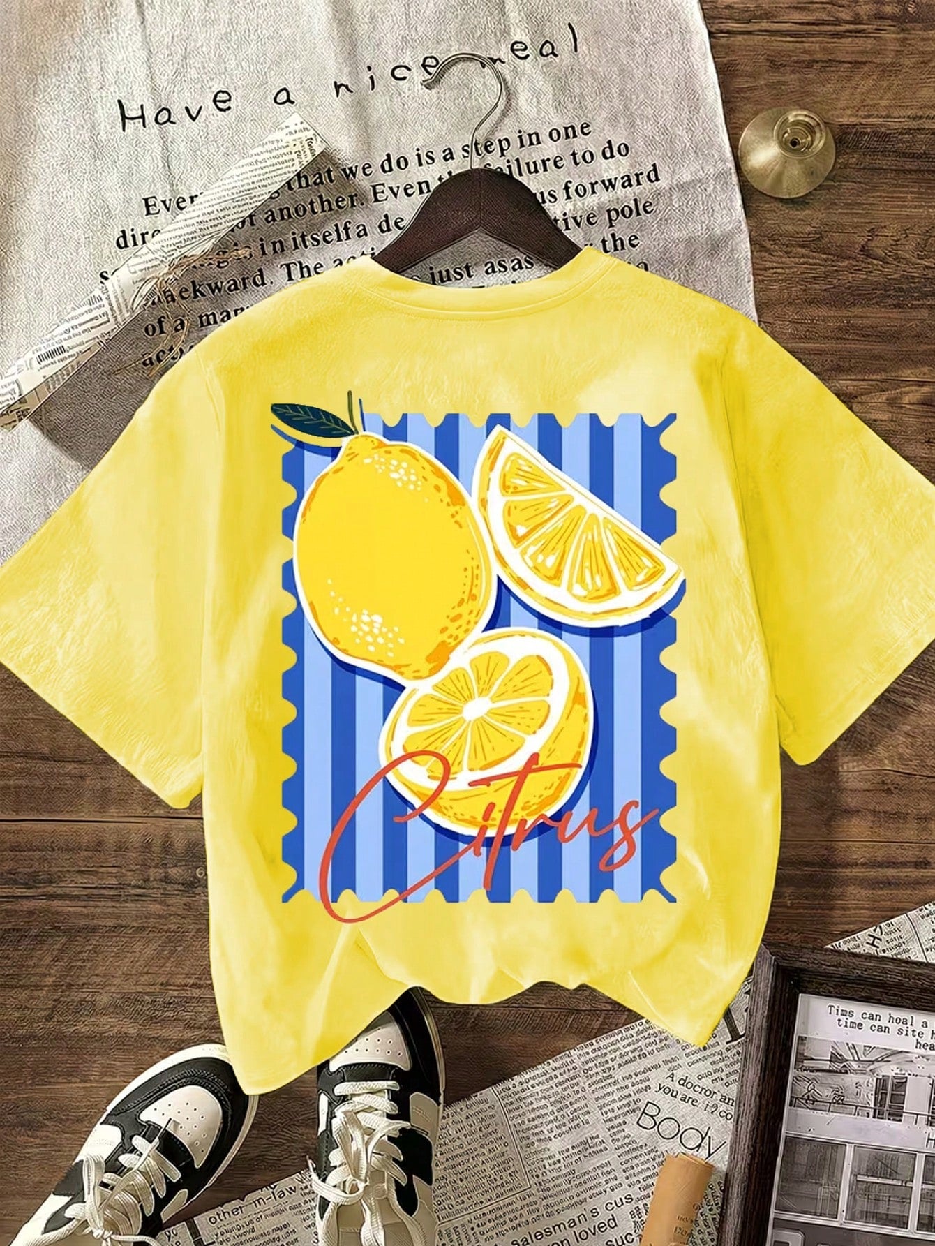 EMERY ROSE Cute Dachshund Graphic T-Shirt, Women Casual Round Neck Short Sleeve T-Shirt Summer
