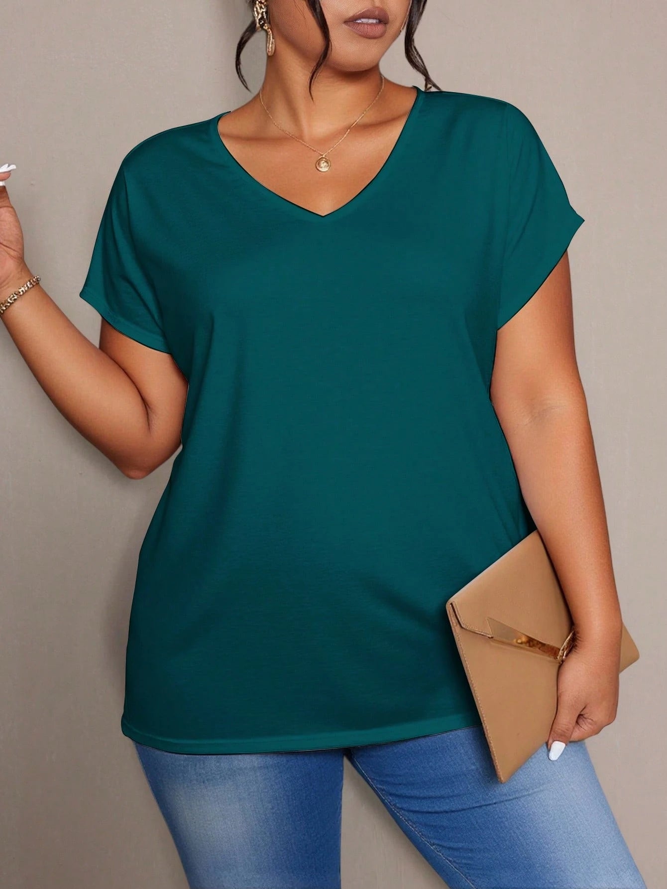 EMERY ROSE Deep Lake Green V-Neck Short Sleeve Plus Size T-Shirt, V-Neck Batwing Sleeve Design