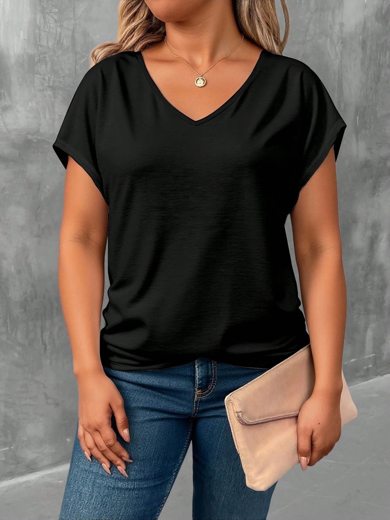 EMERY ROSE Deep Lake Green V-Neck Short Sleeve Plus Size T-Shirt, V-Neck Batwing Sleeve Design