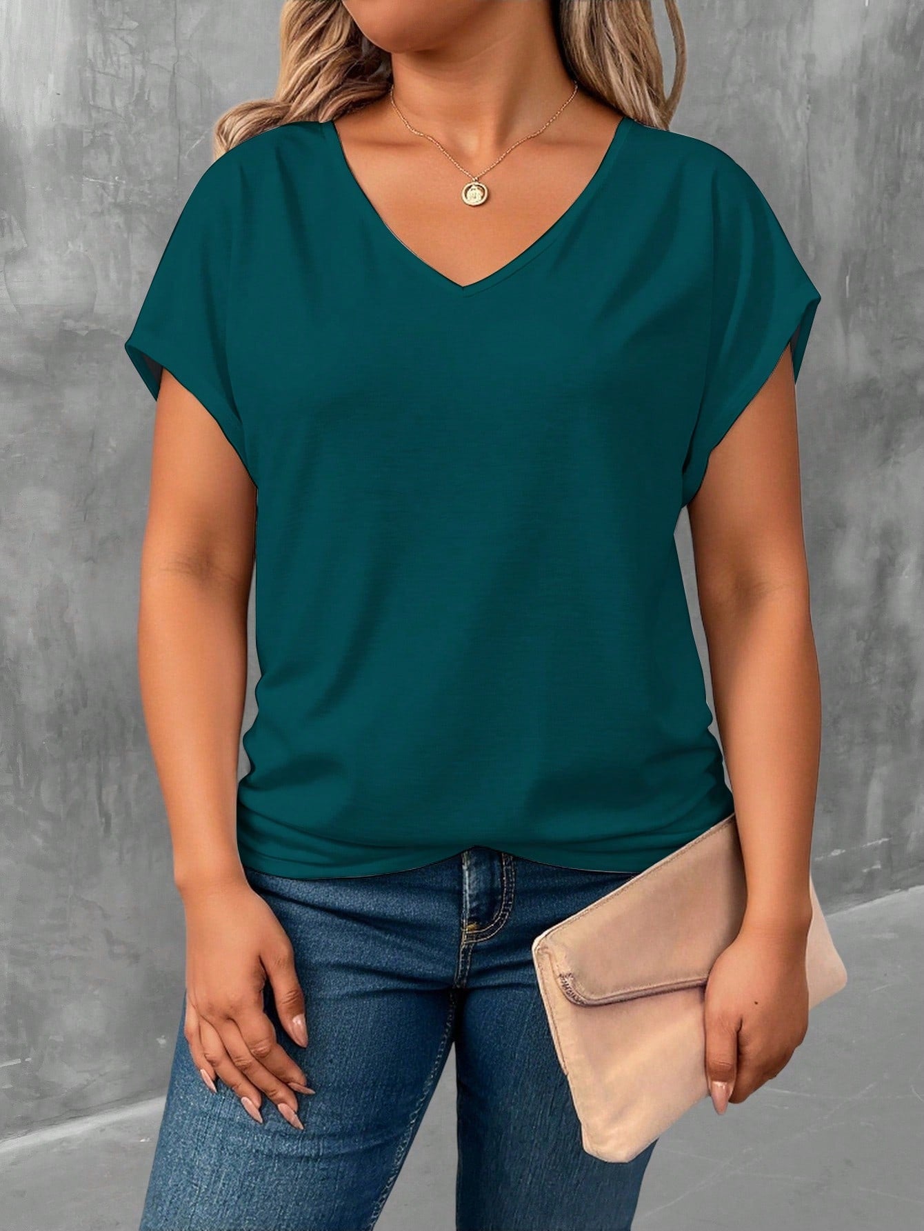 EMERY ROSE Deep Lake Green V-Neck Short Sleeve Plus Size T-Shirt, V-Neck Batwing Sleeve Design