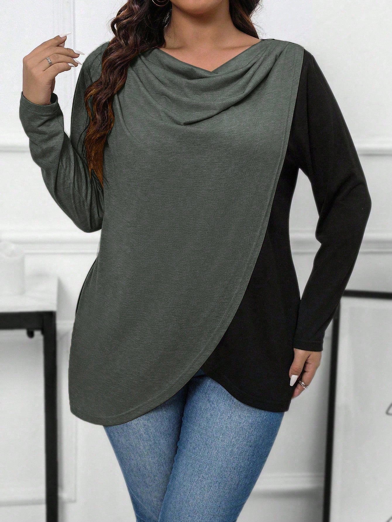 EMERY ROSE Plus Size Color Block Wrap Style Draped Collar T-Shirt Graphic Tees Women Tops Fall Cloth For Women