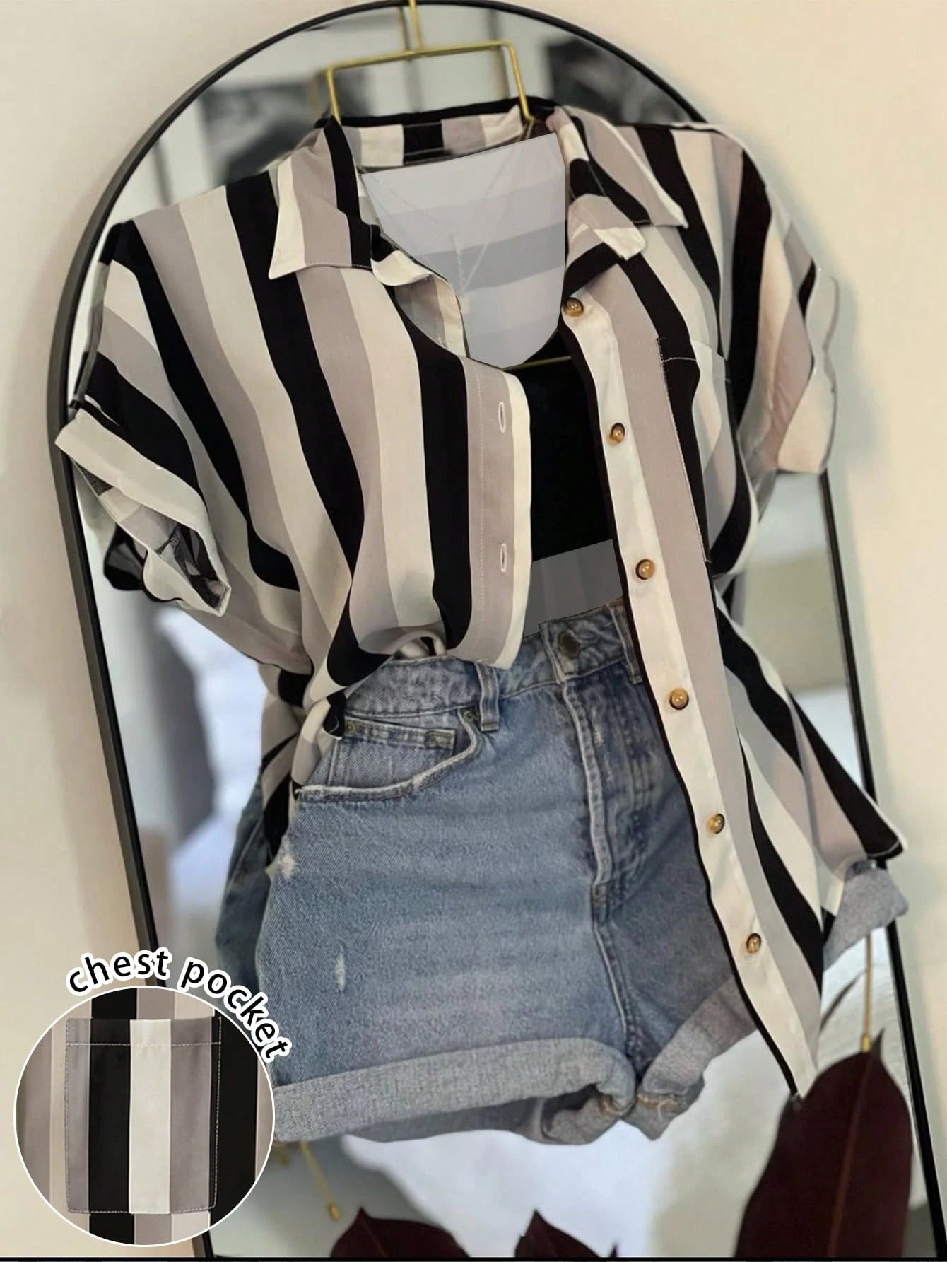 EMERY ROSE Plus Size Contrast Color Vertical Striped Collar Rolled Hem Short Sleeve Shirt