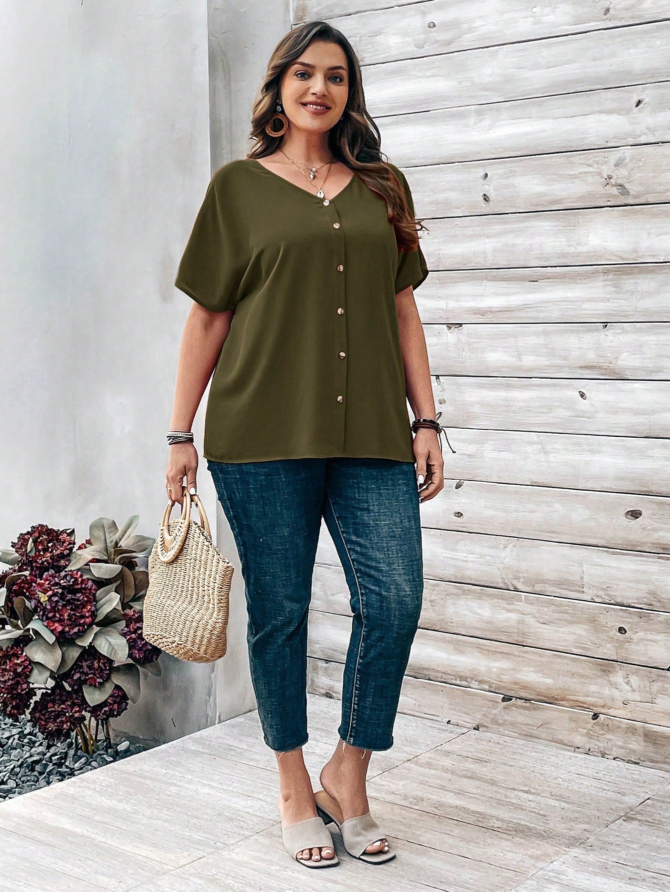 EMERY ROSE Plus Size Plain Batwing Sleeve Buttoned-Up Blouse