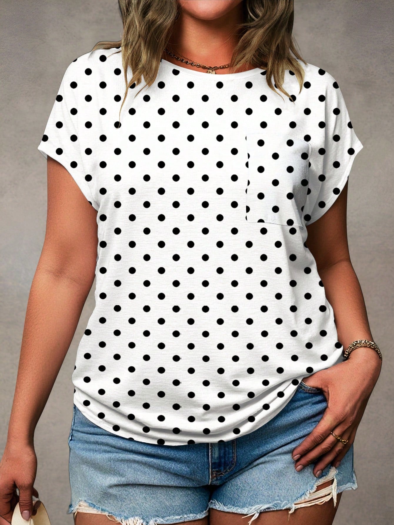 EMERY ROSE Plus Size White Base Black Polka Dot Print Crew Neck Batwing Short Sleeve Patch Pocket Curved Hem Loose T Shirt Women Daily Going Out Casual Tee