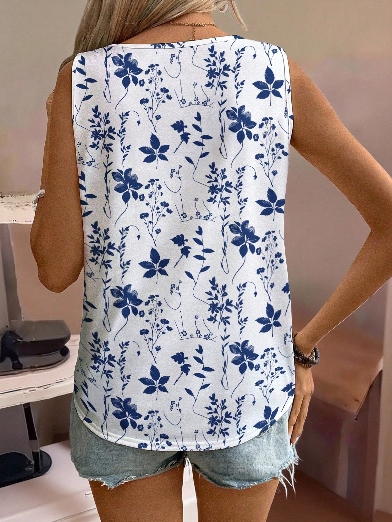 EMERY ROSE Plus Size Women Floral Print Pleated Casual Versatile Daily Wear Top