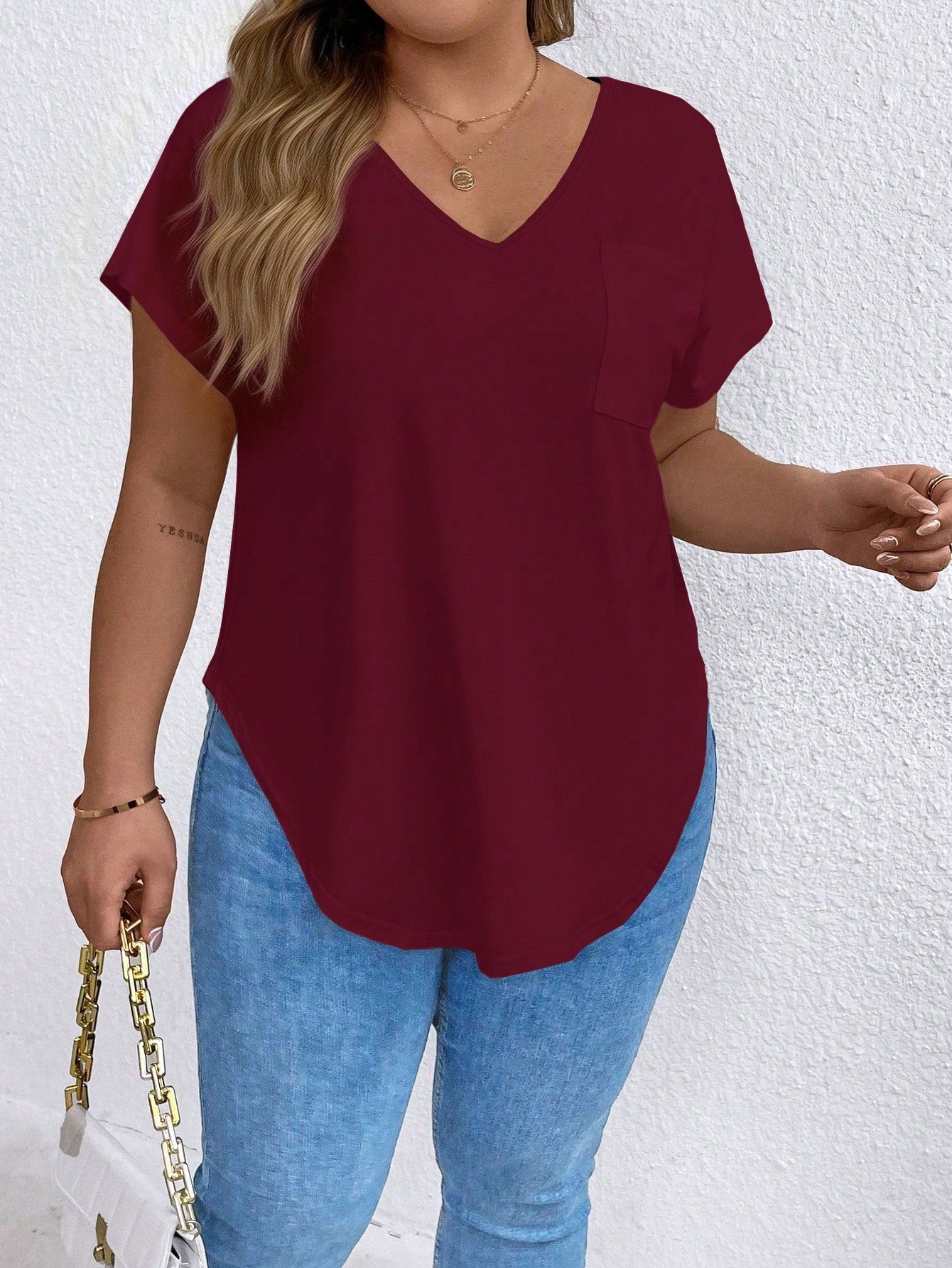 EMERY ROSE Plus Size Women's Solid V-Neck Casual Versatile Daily Short Sleeve T-Shirt