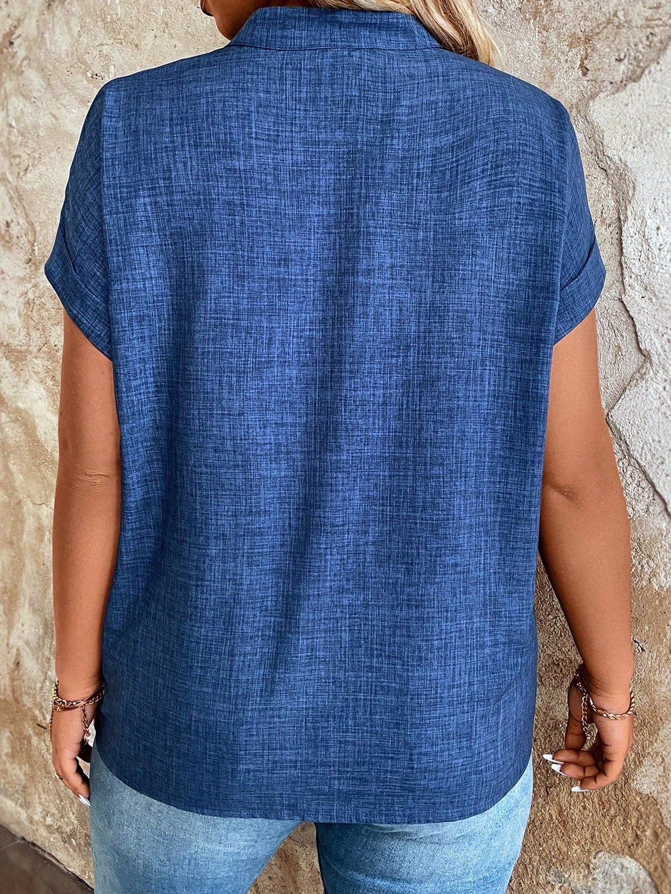 EMERY ROSE Plus Size Women Summer Solid Color Notch V-Neck Bat Short Sleeve Loose Shirt