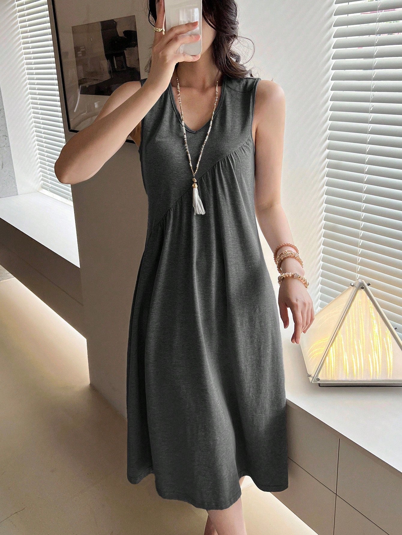 EMERY ROSE Women's Solid Color V-Neck Pleated Casual Midi Dress, Suitable For Daily Wear, Dates And Outings,Summer Women Cotton Comfy Long Basic Gray Dresses