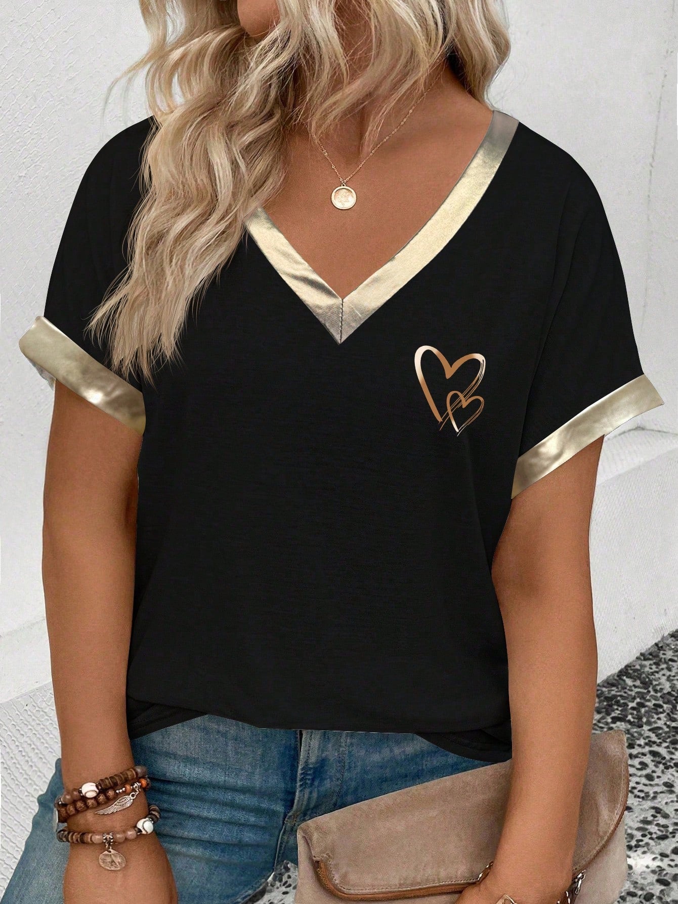 EMERY ROSE Women V-Neck, Flared Sleeve Ombre Heart Print Pattern Casual T-Shirt, Versatile For Spring/Summer
