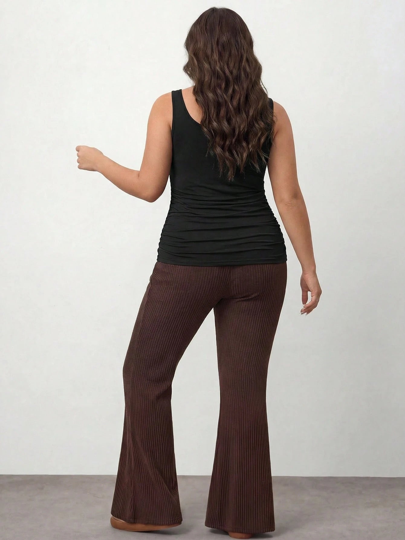 Enliva 2pcs Plus Size Women Vacation Casual Black & Burgundy Scoop Neck Ruched Waist Bodycon Tank Top Set, Suitable For Daily Wear, Versatile, Y2K Summer, For Apple And Rounded Body Shape