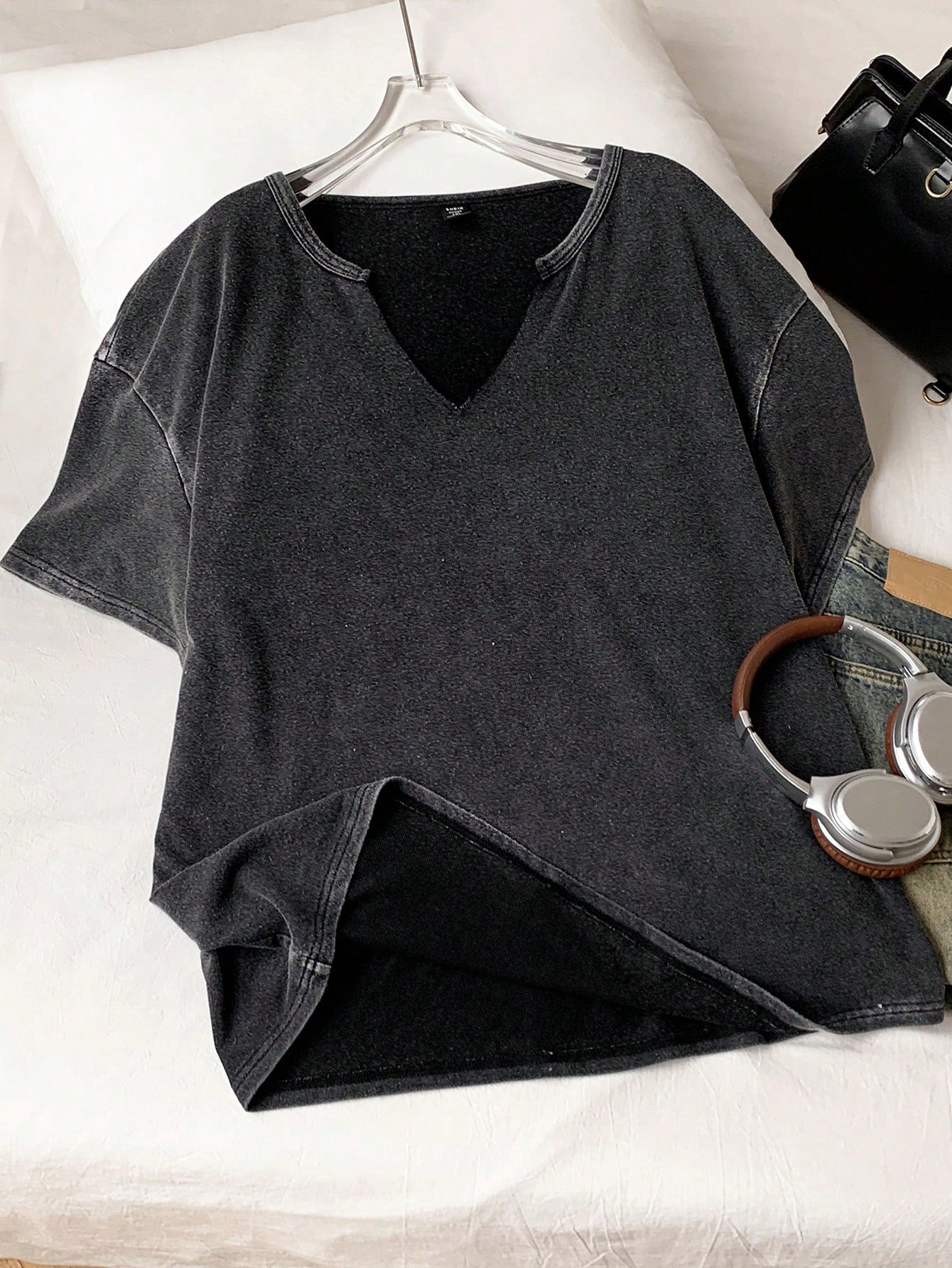 Enliva Plus Size Black Distressed Acid Wash Loose Fit Short Sleeve Notched Neck T-Shirt, Cotton, Spring/Summer, For Apple And Rounded Body Shape