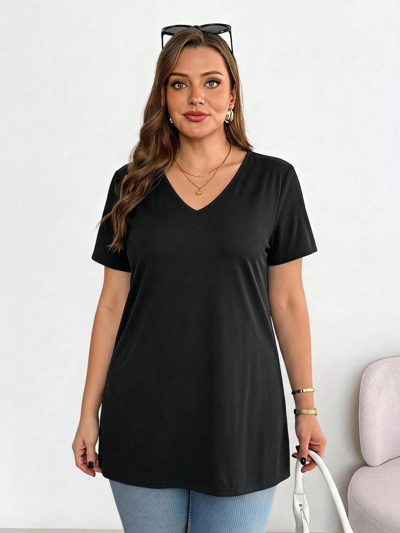 Essnce Casual Vacation Black Fabric Plus Size V-Neck Hem Slit Short Sleeve T-Shirt Suitable For Summer Black Top Date Party