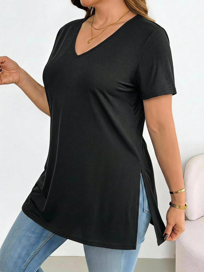 Essnce Casual Vacation Black Fabric Plus Size V-Neck Hem Slit Short Sleeve T-Shirt Suitable For Summer Black Top Date Party