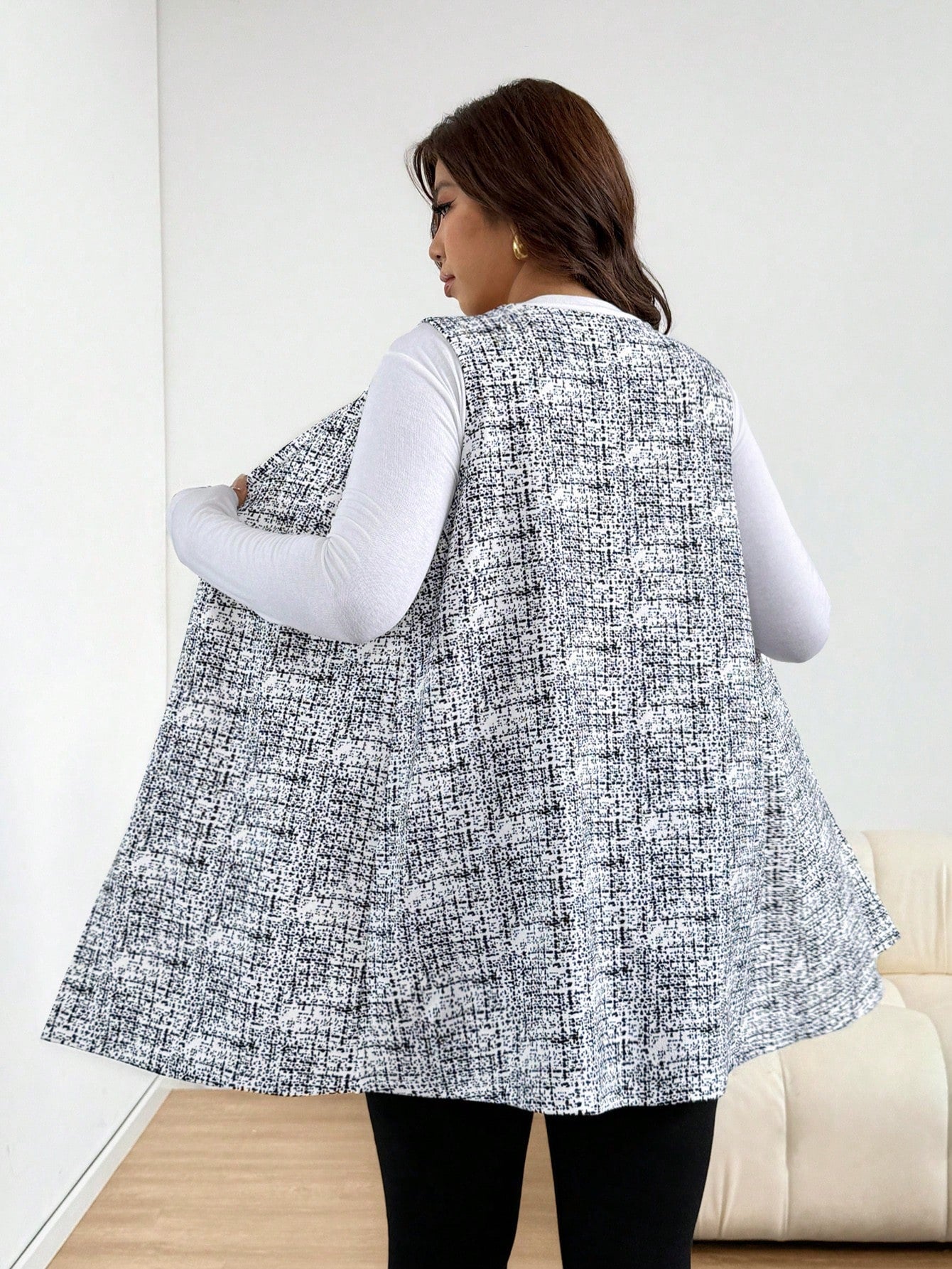 Essnce Plus Size Women's Spring/Autumn Fashion Casual Loose Comfortable Daily Basic Versatile Slimming Black & White Geometric Print Long Vest Outerwear, Autumn Outfit, Outing Top, Autumn Jacket
