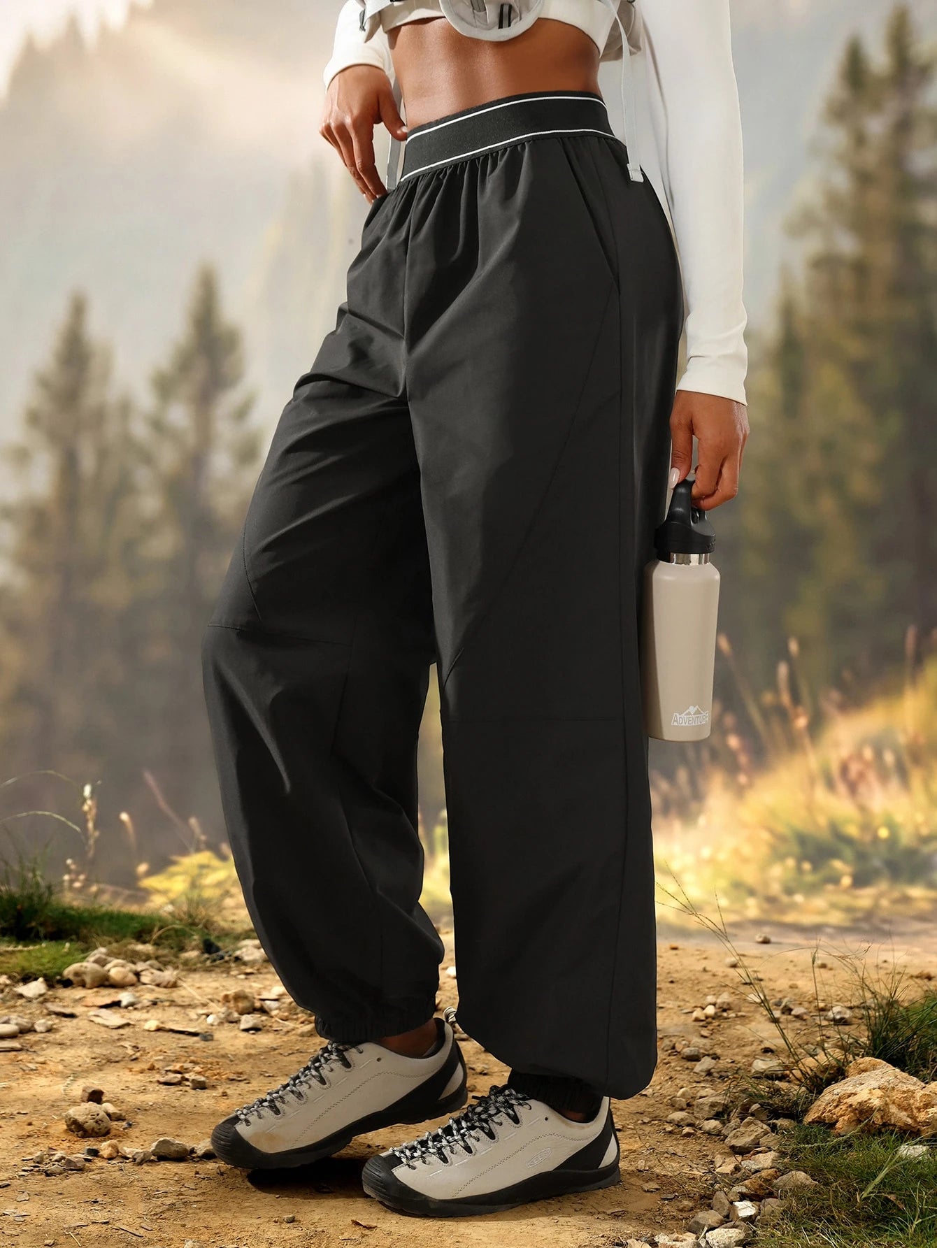 Exploreva Contrast Tape Slant Pocket Outdoor Pants