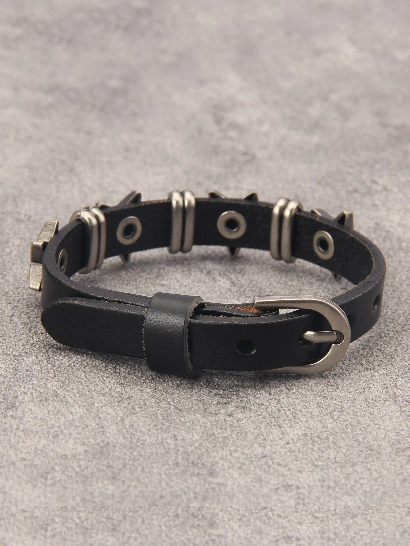 Fashionable and Popular Men Star Decor Bracelet for Jewelry Gift and for a Stylish Look