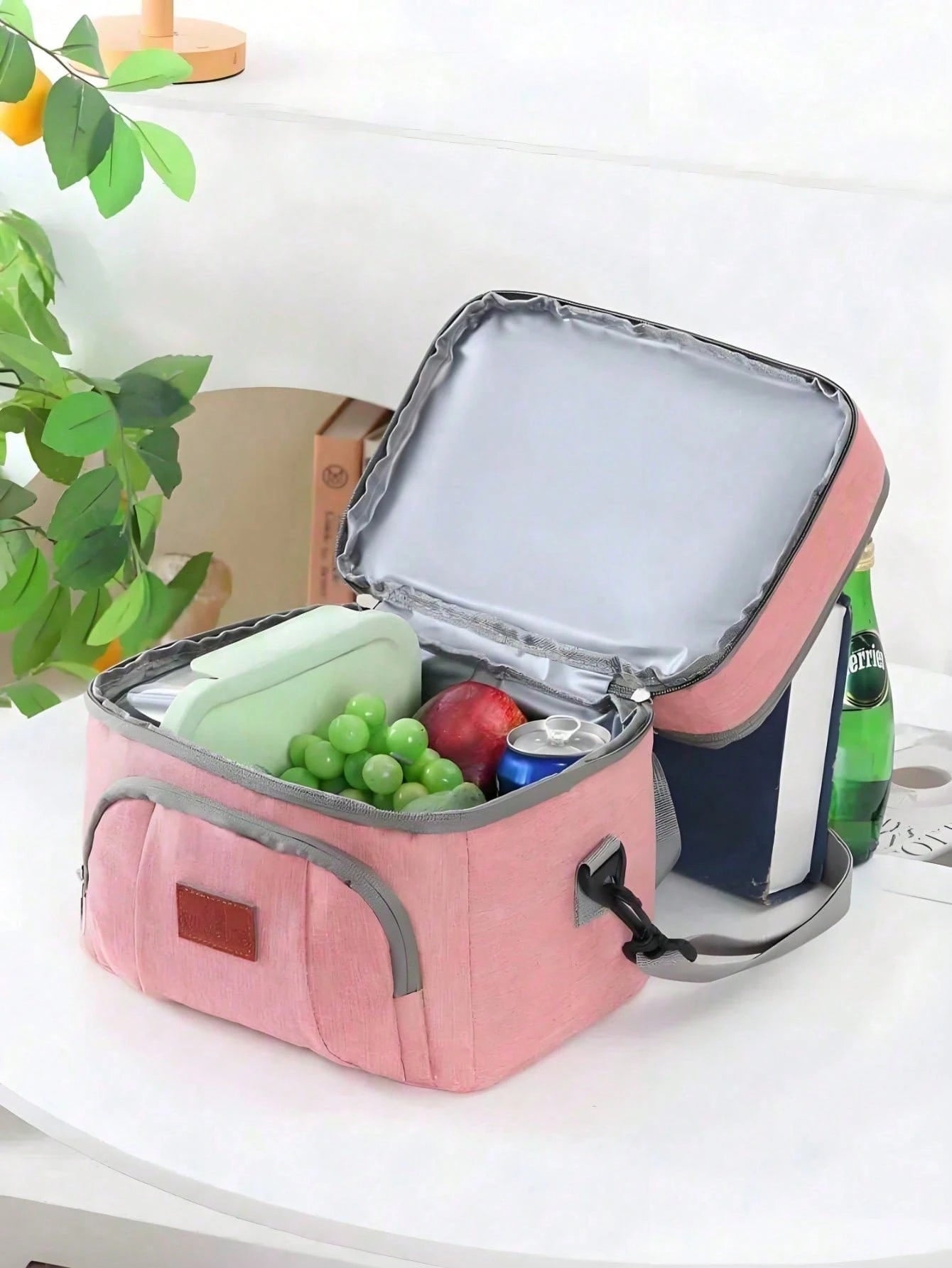 Fashionable Waterproof Lunch Tote Bag, Insulated Cooler Bag With Handle And Strap, Reusable Food Storage Bag For Work Picnic Camping Travel