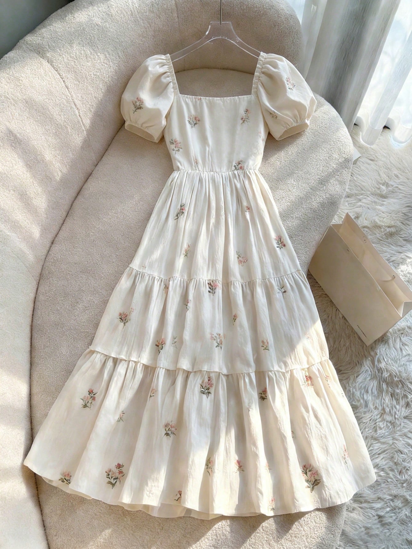Franclia French Ditsy Floral Square Collar Petal Sleeve Single-Breasted Waist Ruffle Dress,Women's Milkmaid Cottagecore Off-White Summer Casual Holiday Party