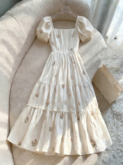 Franclia French Ditsy Floral Square Collar Petal Sleeve Single-Breasted Waist Ruffle Dress,Women's Milkmaid Cottagecore Off-White Summer Casual Holiday Party