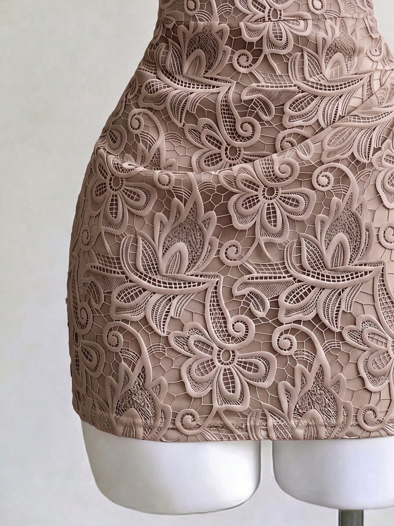 Franclia White Lace 3D Floral Print Spaghetti Strap Dress, Elegant Sexy Sleeveless Mini Bodycon Dress For Women, 2026 Summer New Style, Party Beach Dinner Casual Dress